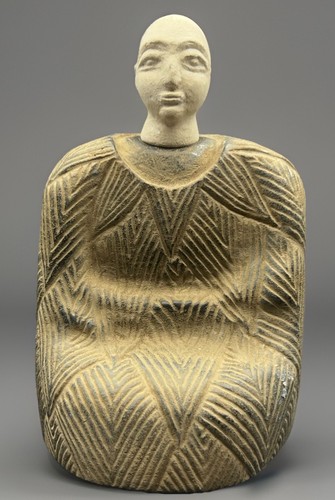 Antica statua seduta principe