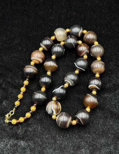 Bellissima collana antica